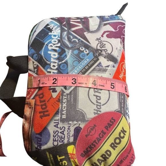 Hard Rock Cafe Colorful Graphic Backpack great for travel NWOT - Picture 12 of 12